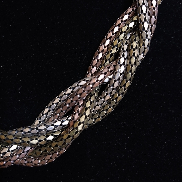 🌹Multi-Color Metal Braided Chunky Necklace - Picture 3 of 3
